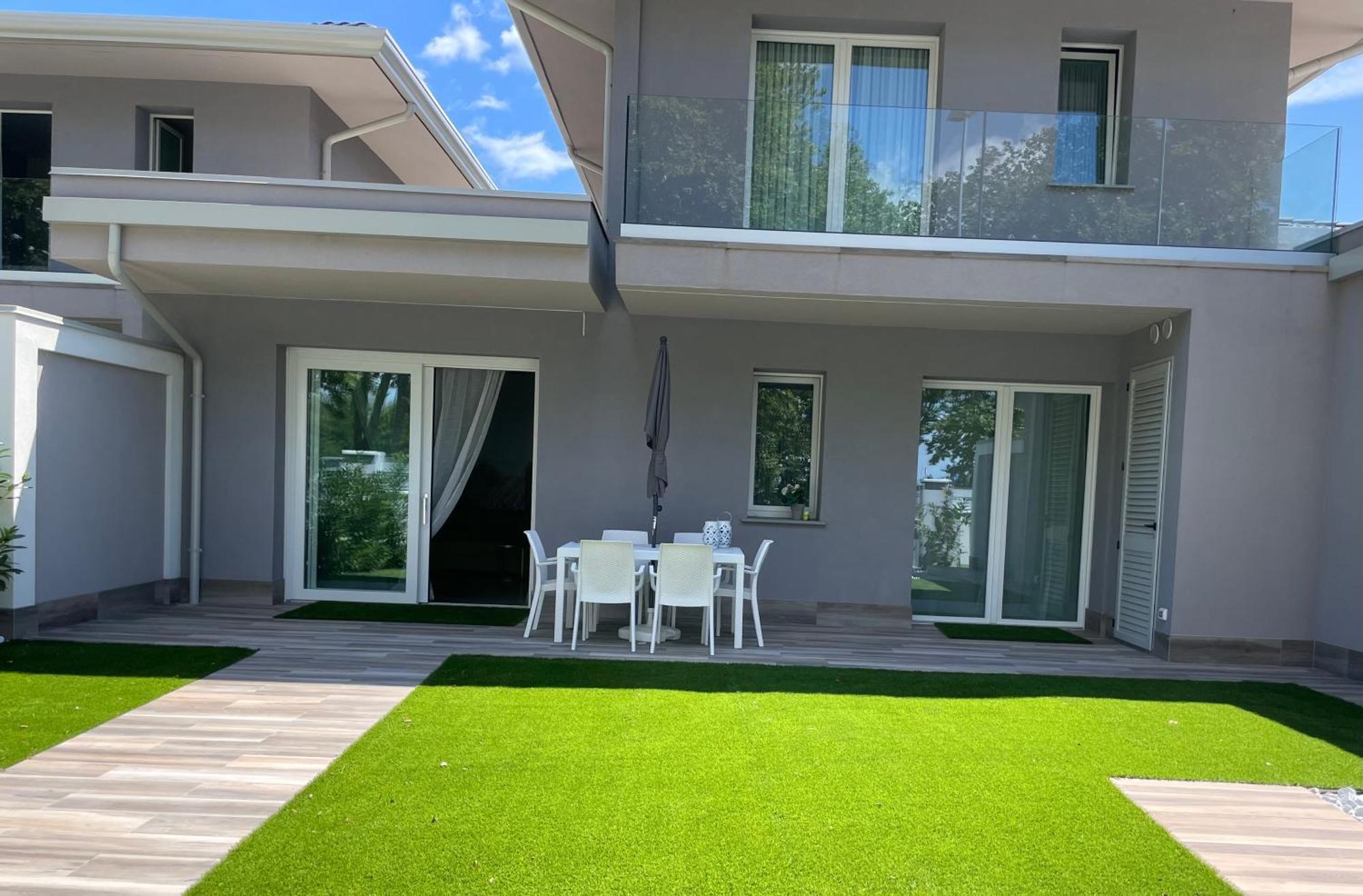 Polinesia 8 Villa ลีโด เดลเล นาซิโอนี ภายนอก รูปภาพ